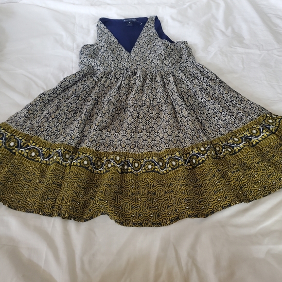 Dress - Picture 1 of 12